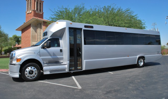St Cloud 36 passenger shuttle bus exterior