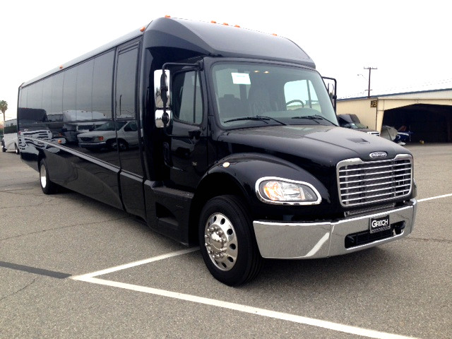 St Cloud 40 passenger shuttle bus exterior