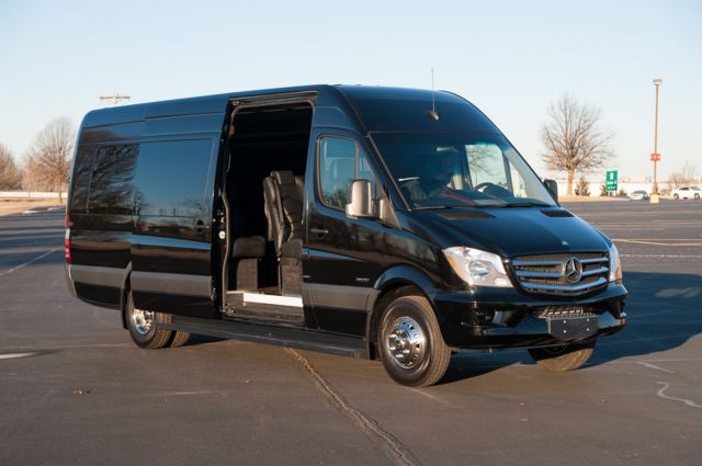 St Cloud sprinter bus exterior